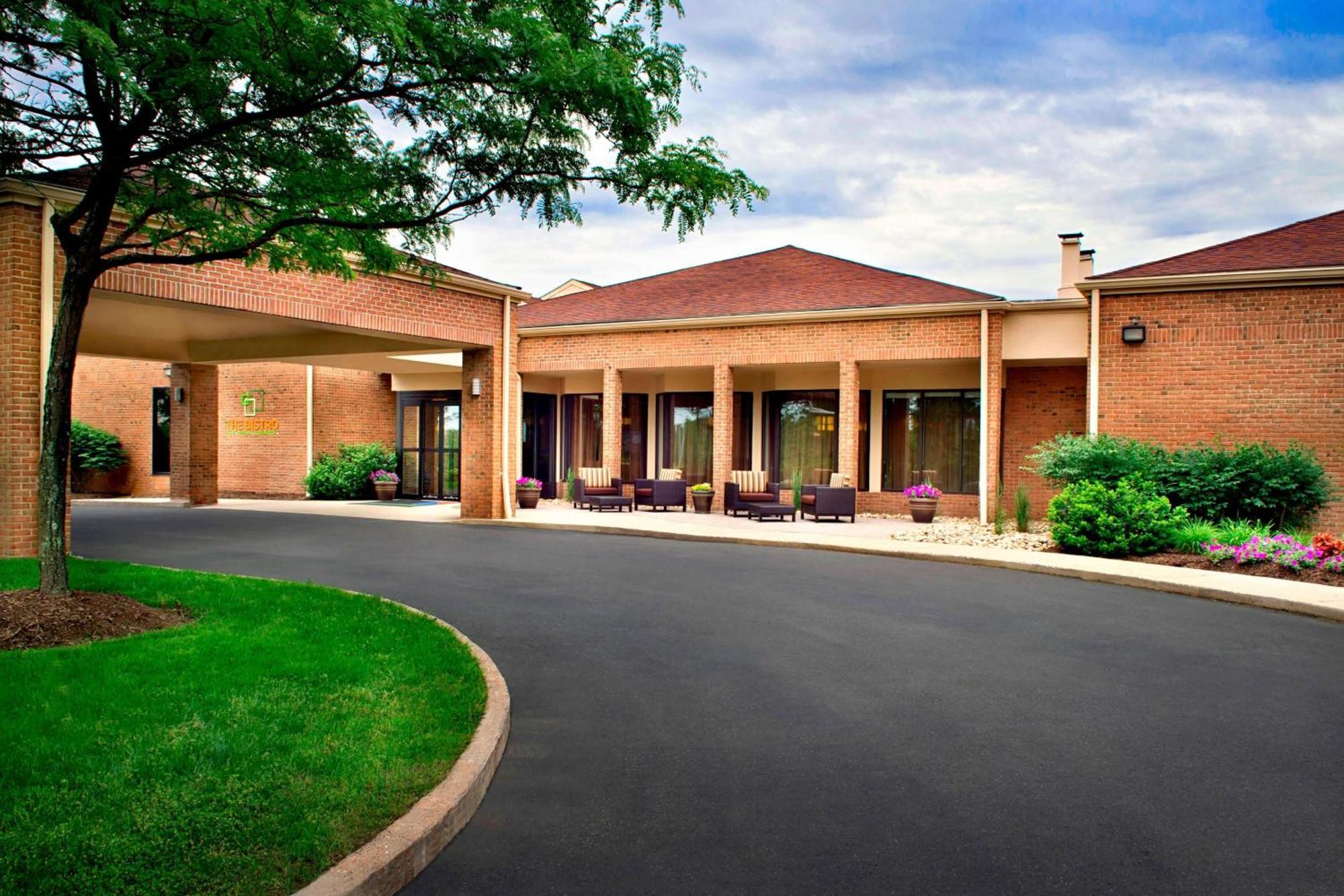 מלון Courtyard By Marriott Hartford Windsor Airport מראה חיצוני תמונה