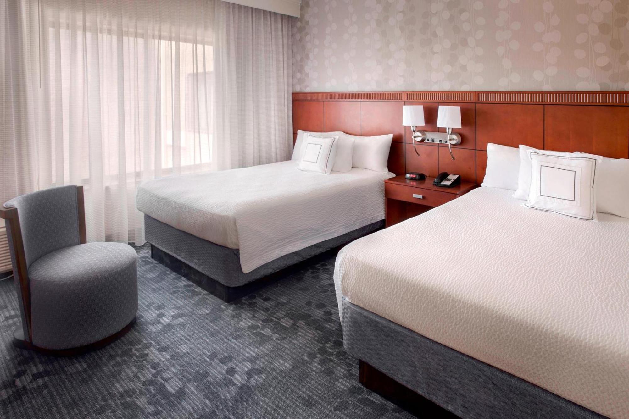 מלון Courtyard By Marriott Hartford Windsor Airport מראה חיצוני תמונה
